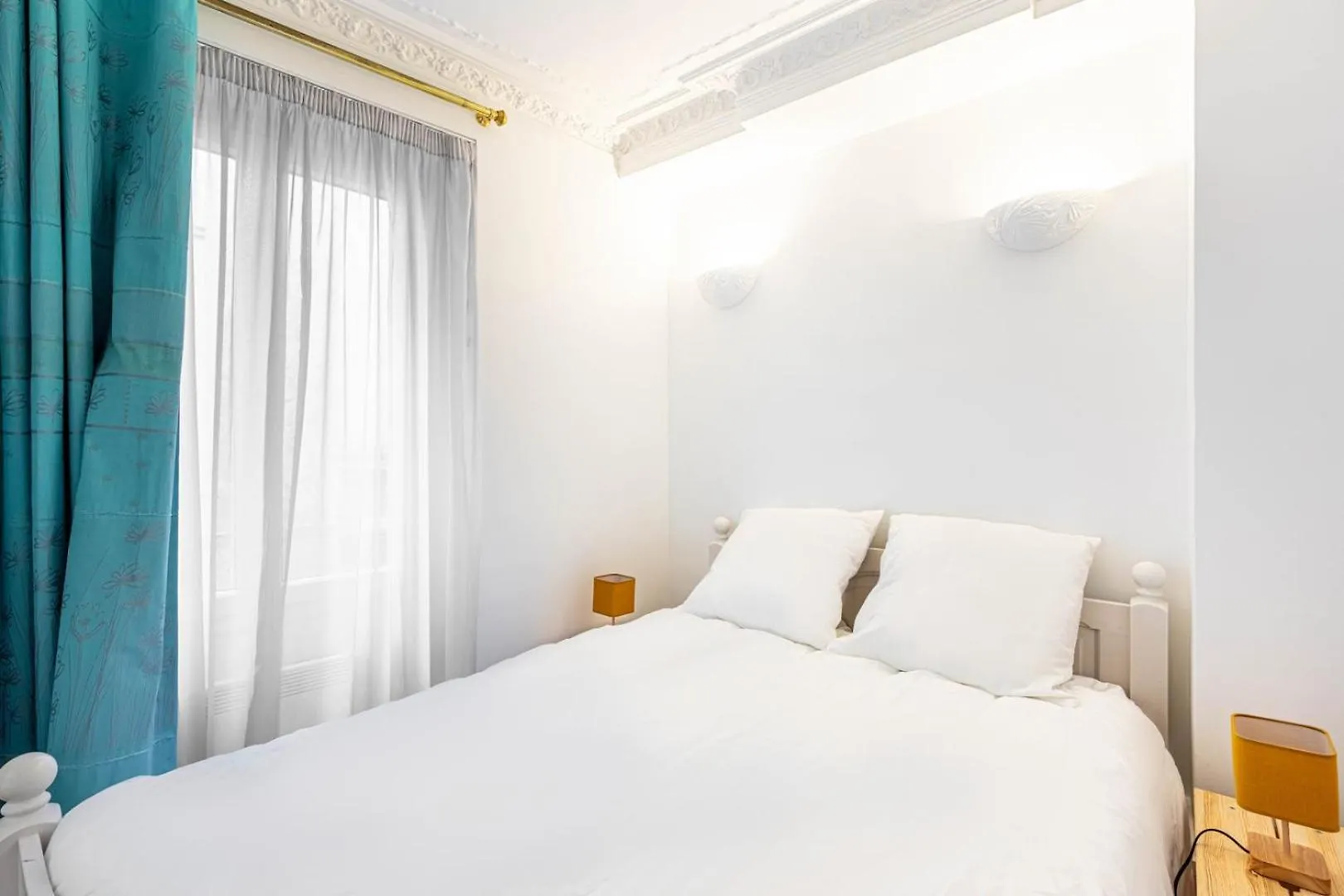 Apartament Guestready - Central Parisian Retreat