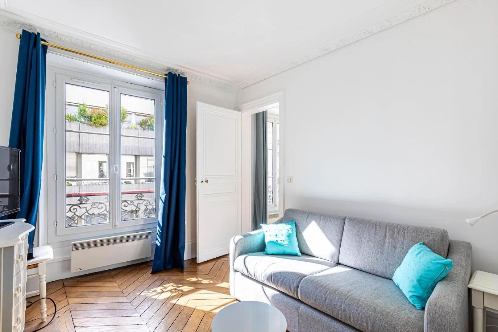 Guestready - Central Parisian Retreat Apartment 0*, Paris